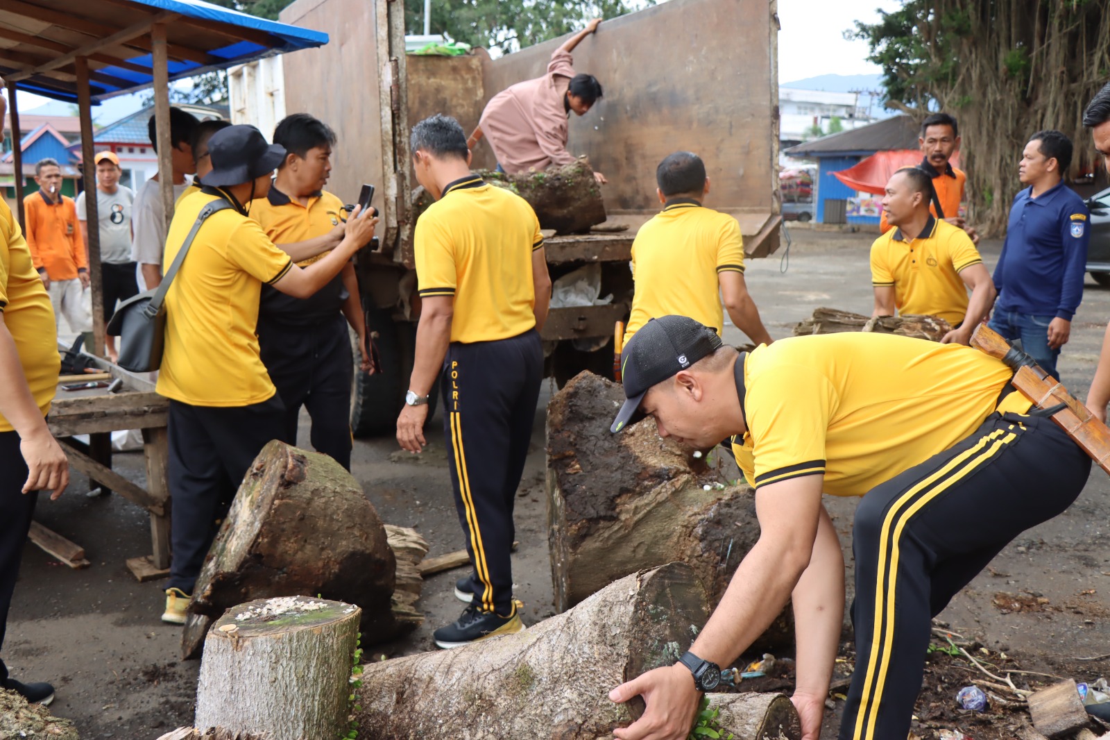 Polres Bengkulu Utara Kurve, Wujudkan Lingkungan Mapolres Bersih dan Asri