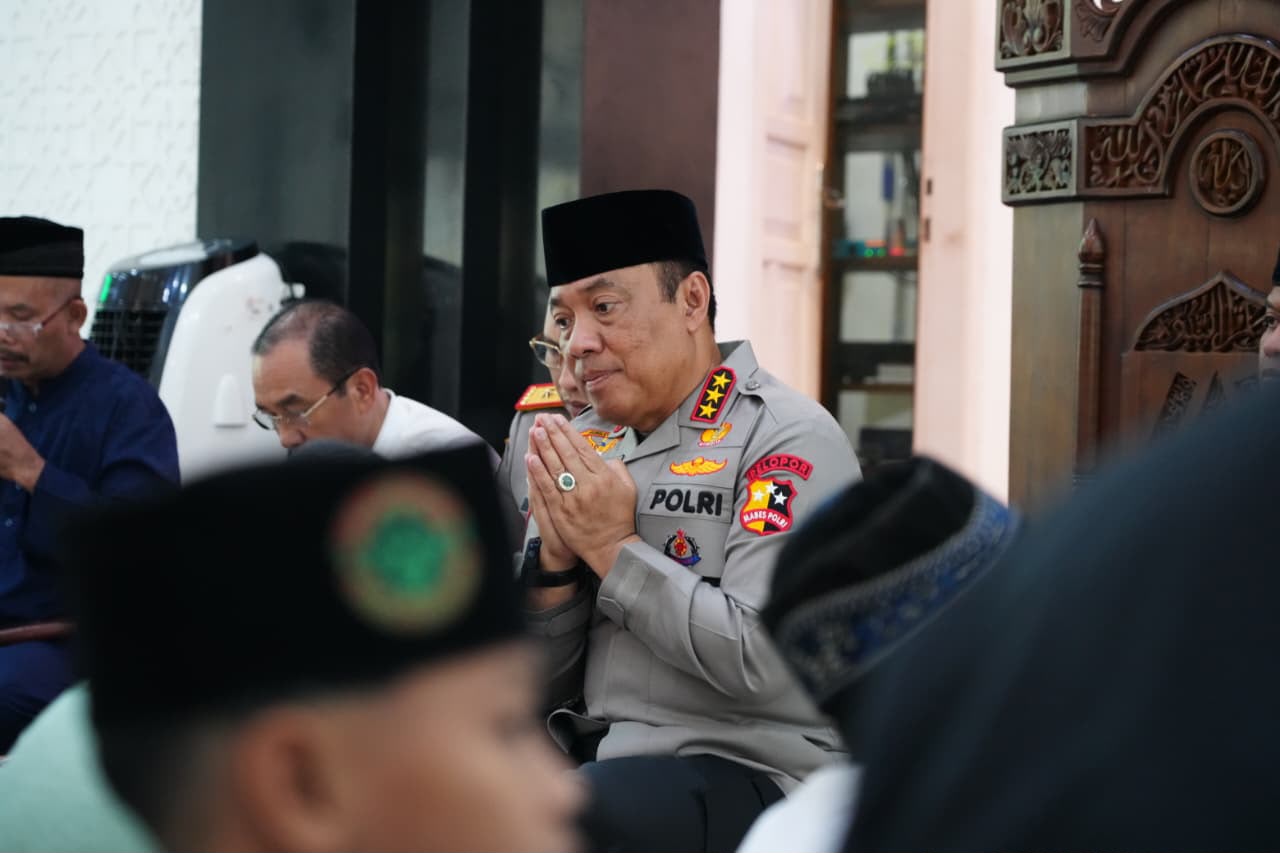 Hari Bhayangkara ke-80, Wakapolri Tanamkan Kepedulian Sosial kepada Taruna Akpol Lewat Santunan Anak Yatim
